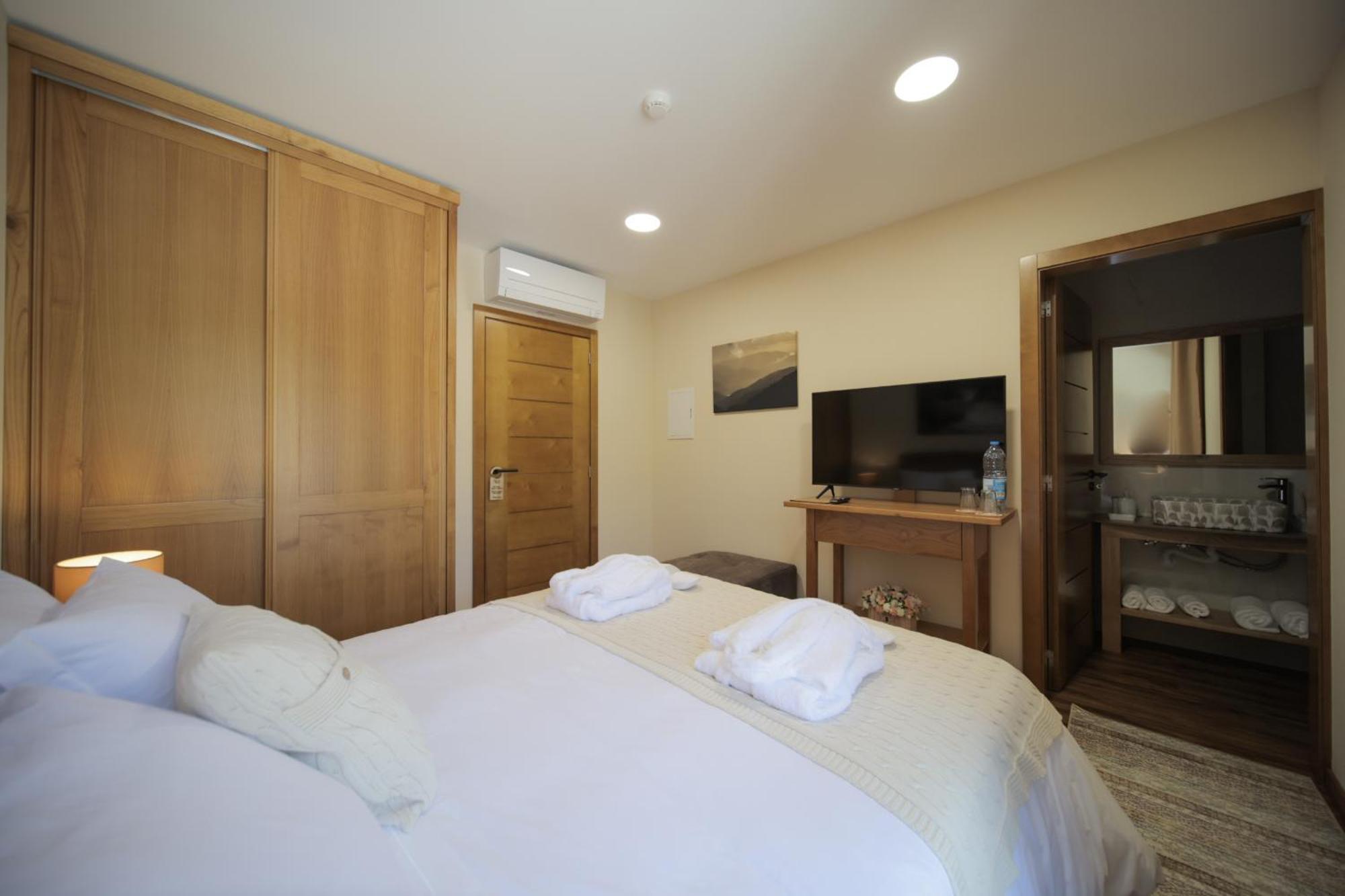 Casa Da Fonte - Geres Hostel Ngoại thất bức ảnh