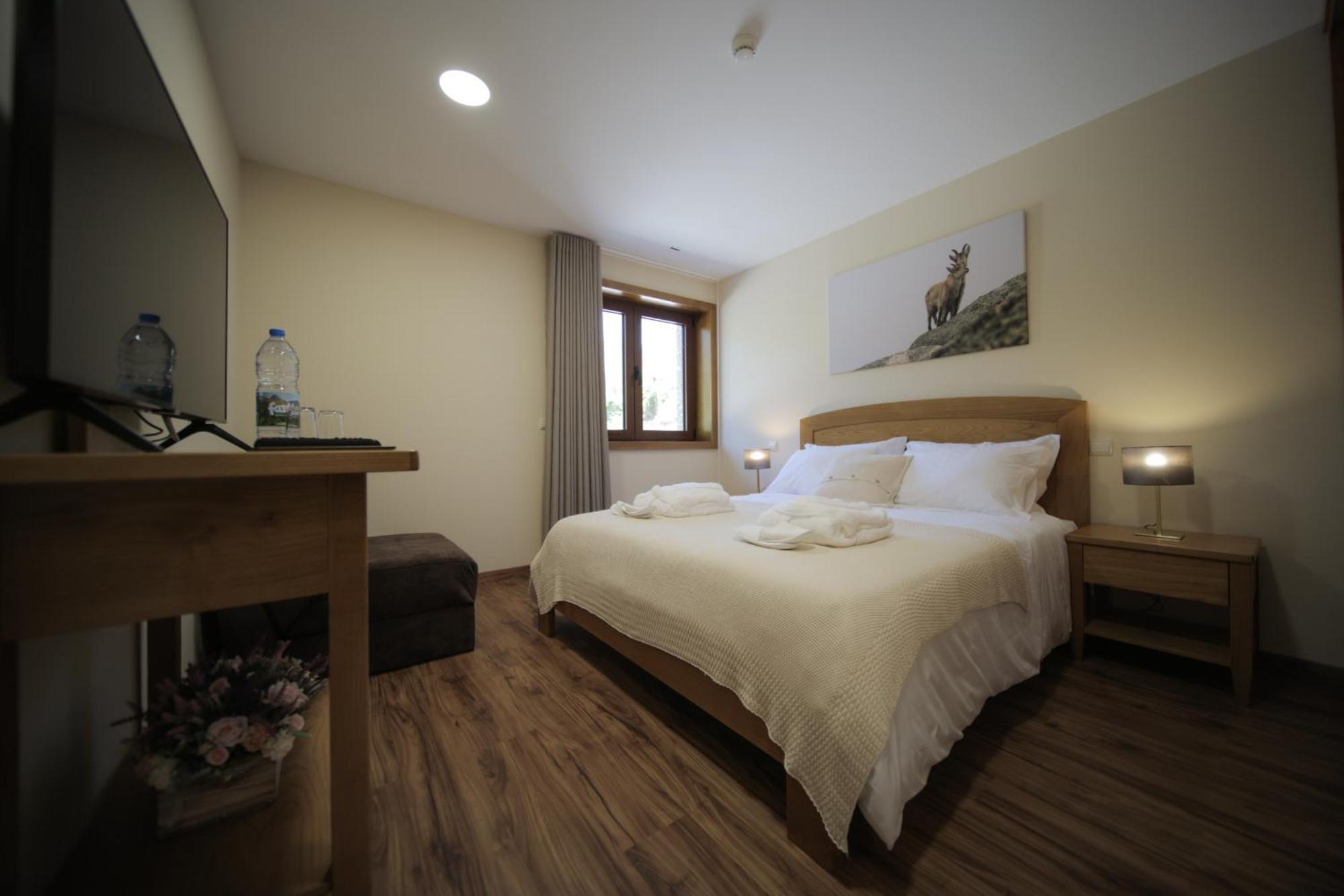 Casa Da Fonte - Geres Hostel Ngoại thất bức ảnh