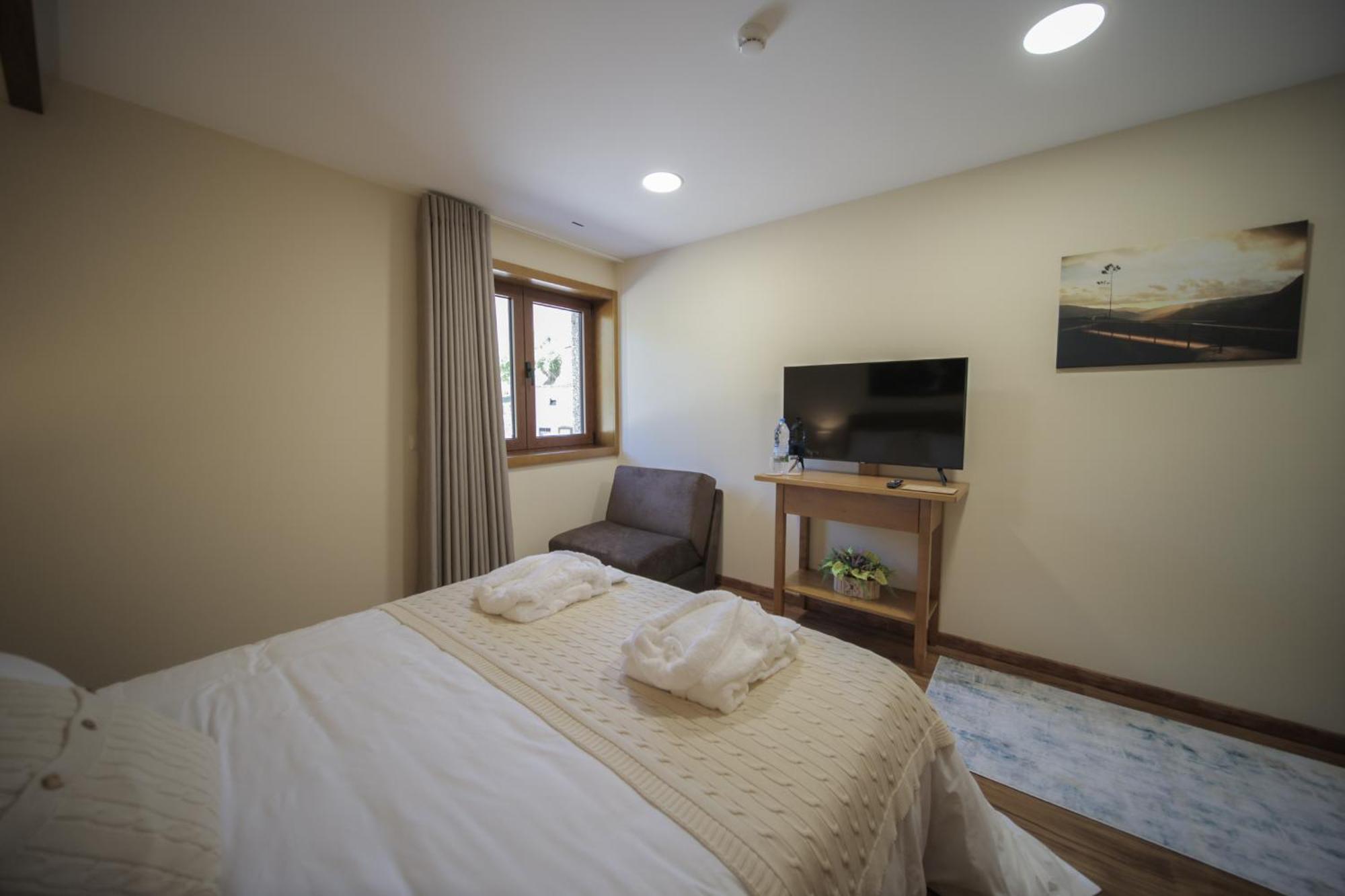 Casa Da Fonte - Geres Hostel Ngoại thất bức ảnh